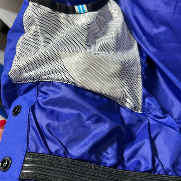 SOLD! Obermeyer Ski Jacket Women’s Size 4 - Picture 5 of 11